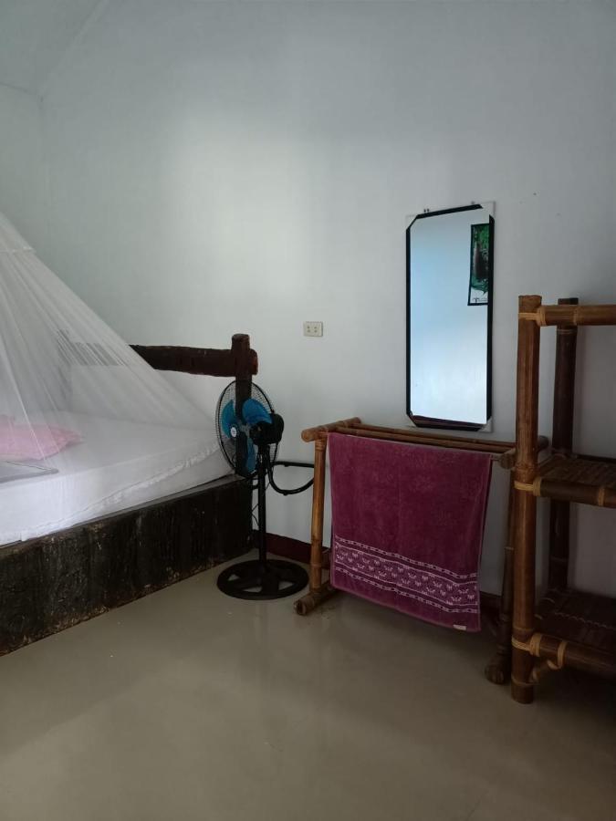 Brown Bamboo Guest House & Trekking Bukit Lawang Exterior photo